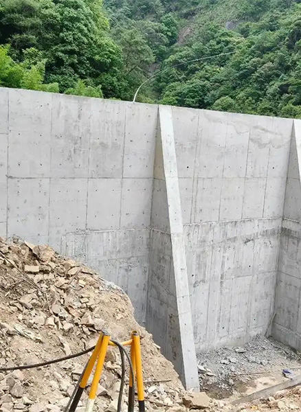 德州庆云县重力式挡土墙